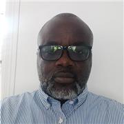 Professeur de lycée d' histoire avec quinze années d'expérience donne des cours d'Histoire pour toutes les catégories de personnes